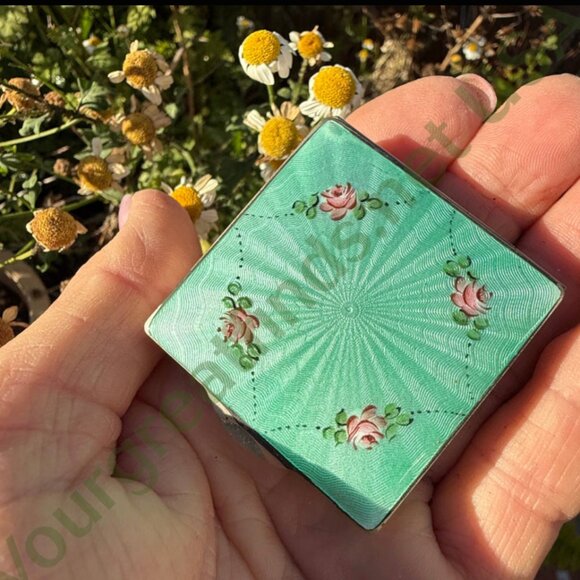 Antique SIlver Guilloche Enamel Compact - Picture 3 of 8